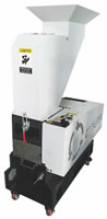 14 Medium Speed Crusher around Injection Molding Machine