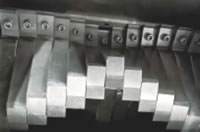 17 Medium Speed Crusher around Injection Molding Machine Claw Knife