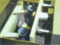 Extrusion Blow Molding Machinery, Auxiliary Equipment, Flashes Trimming Device
